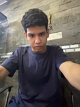 Santiago_Foxx webcam