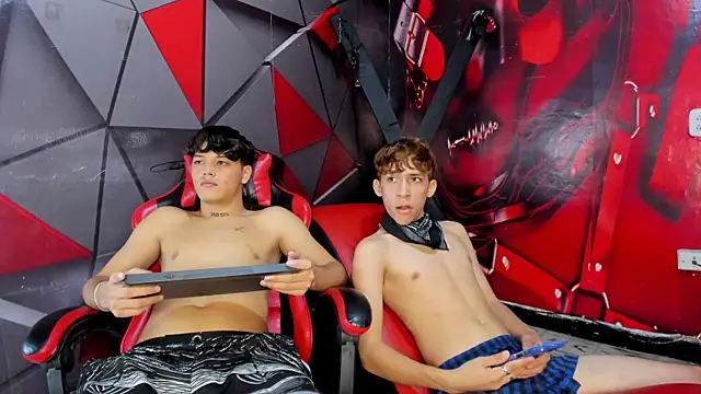 Alex_LatinBoy18 webcam