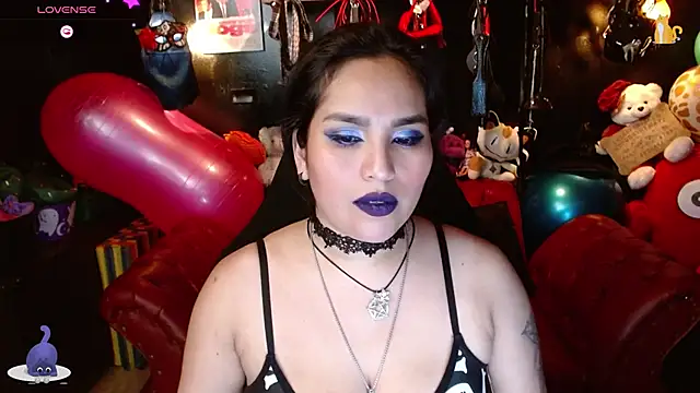 kureiji_hentaii webcam