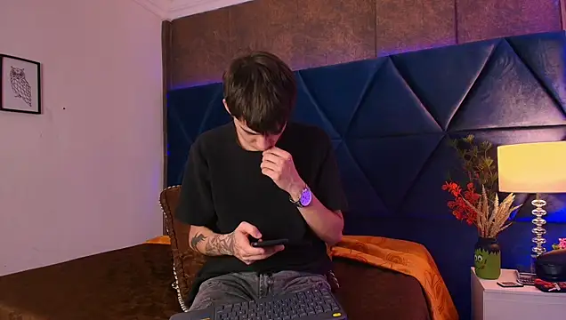 Lion_Foster01 webcam