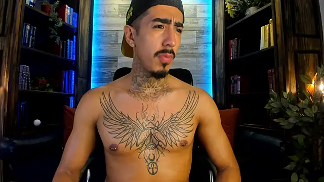 Donovan_Desmond webcam