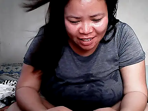 HornyPussie69 webcam