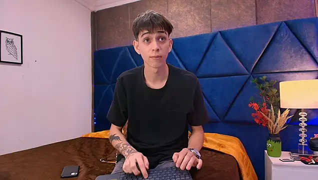 Lion_Foster01 webcam