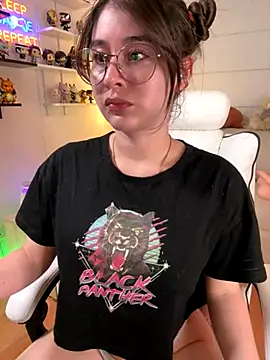 sharon_07 (F young) - Ride your dick