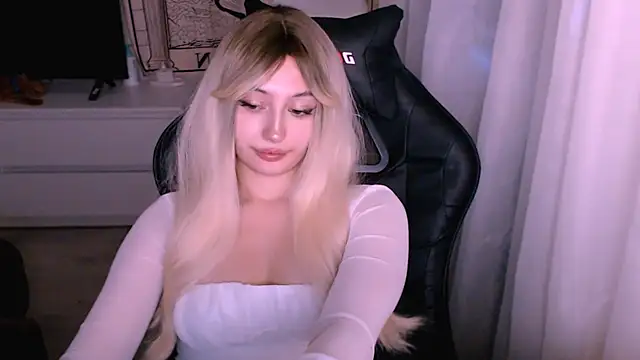 beauty_blonde webcam