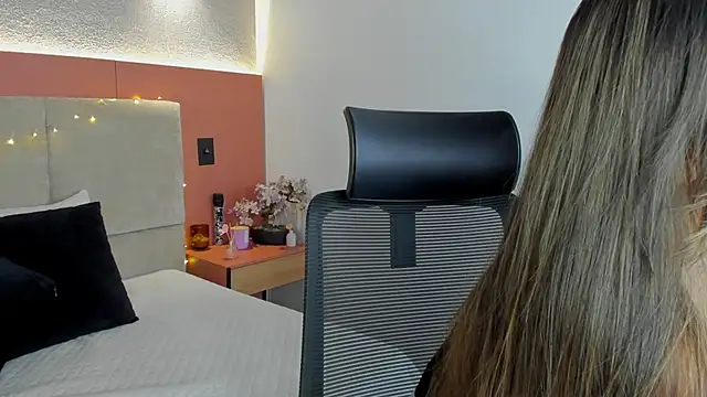 AniiRose webcam