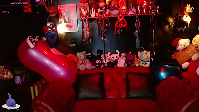 kureiji_hentaii webcam