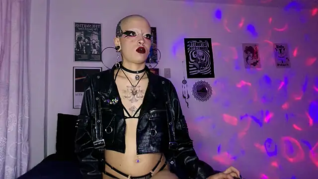 plutonbluemooon333 webcam