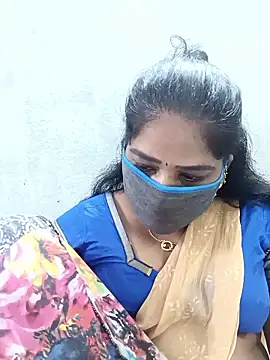 MaaliiiPonuTamil webcam