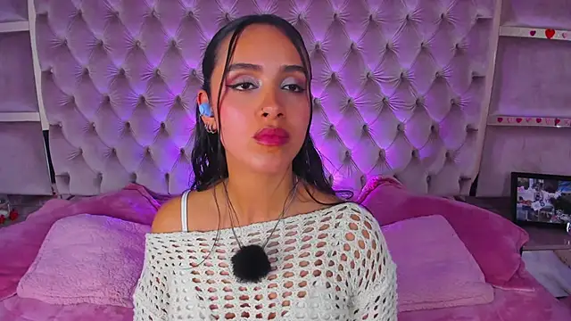 harii_02 - Harii_02's free webcam