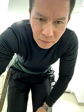 manu0586 (Ask my age) - Muestro colita y masturbo trabajo