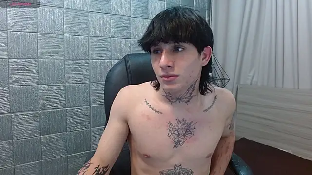 Iantwink18 webcam
