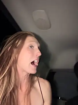 GoldenFlameGoddess webcam