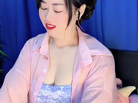 yaoyao22678 webcam