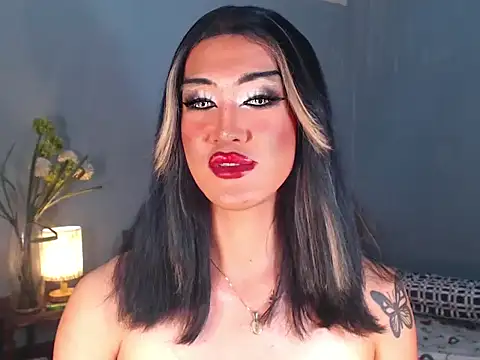 aleinacroft (T young) - make this dominant Queen explode her cum