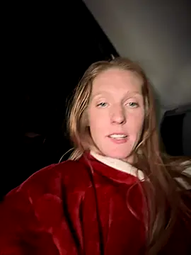 GoldenFlameGoddess webcam