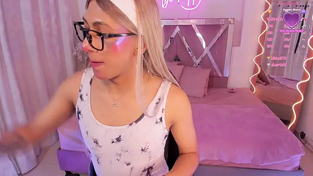 Shinedark_tay1 webcam