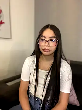 Karina16_pink webcam