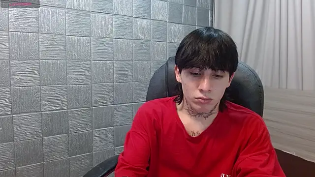 iantwink18 (M twink) - cum show