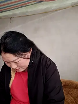 yoowwmr - Yoowwmr's free webcam - UK Sex Cams