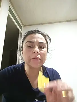 Webcam Model (vanessa-titisM)  is live.Free join now!