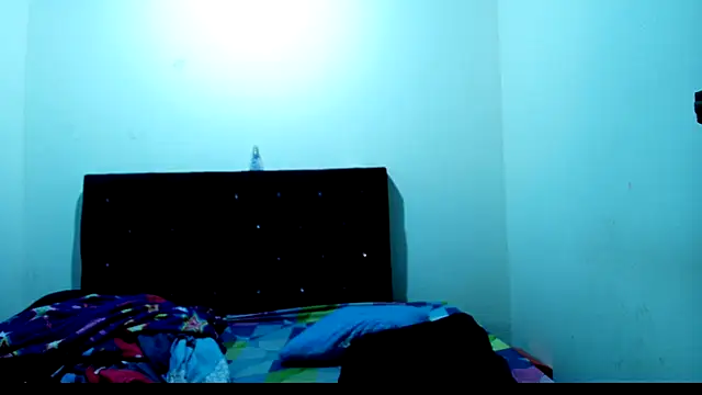 Kymberlyandlucas2 webcam