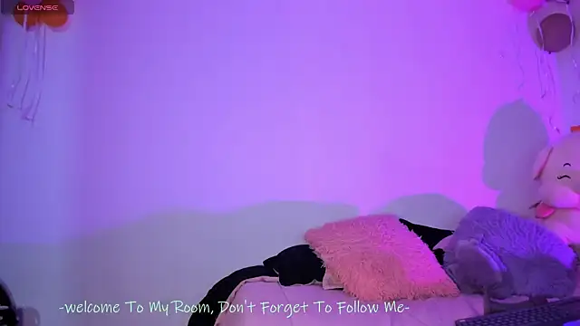 Shophie_thoopson webcam