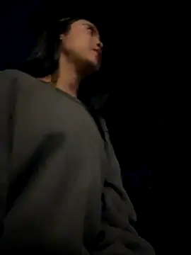 NAUGHTY_LITTLE_18 webcam