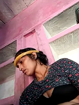 Webcam Model (Pooja_shre)  is live.Free join now!