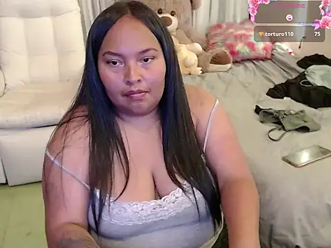 yvonne_jlove - Yvonne_jlove's free webcam