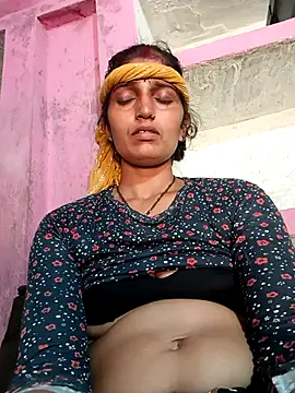 pooja_shre (F young) - rtmp://live.doppiocdn.com/ext