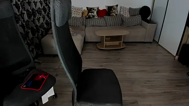 Charlotte_Diamonds webcam