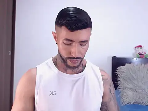 andrea_de_lucaa webcam