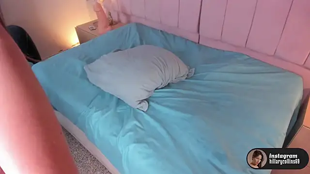 Hillary_Collins1 webcam