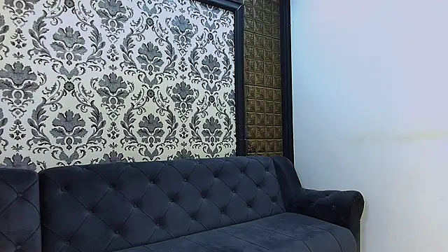 LissaBigTitts webcam