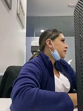 Webcam Model (Alanita_)  is live.Free join now!