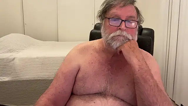 drummajor (M grandpa) - show belly and cock