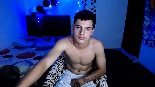 freddy_romas webcam