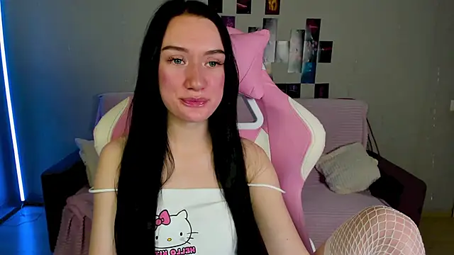 Arina_Meow19 webcam
