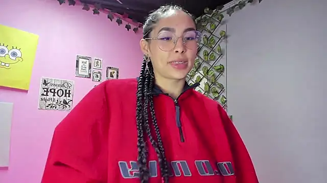 ChloeeTompson_ webcam