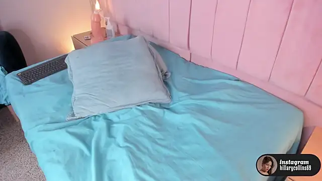 Hillary_Collins1 webcam