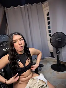 jenn_fit webcam
