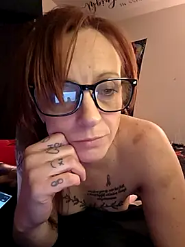 Webcam Model (LoveLibz169)  is live.Free join now!