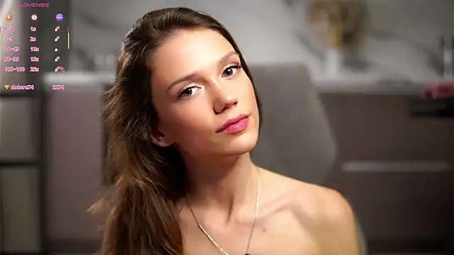 LucieNovembre webcam