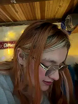 Sophia_Weest99 webcam