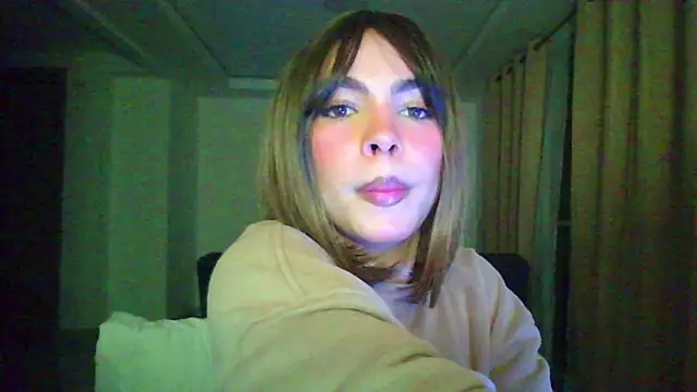 Kiri_Cutee webcam