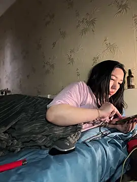 Naughtbaby_2025 webcam