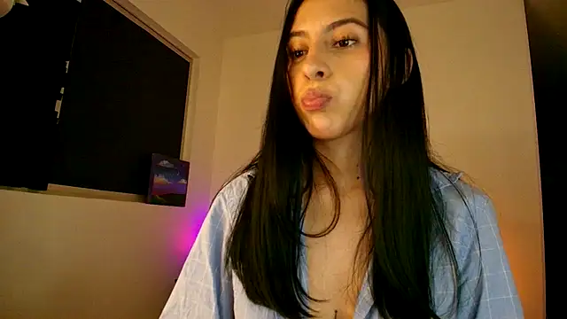 violethun_ webcam