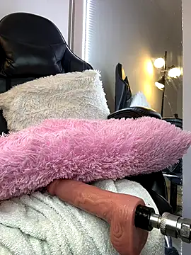 _sarita_1 (F teen) - fingers in my pussy