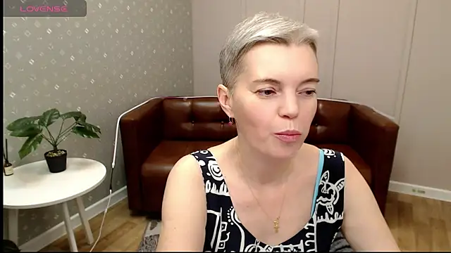 Cutie_Erikaa1 webcam